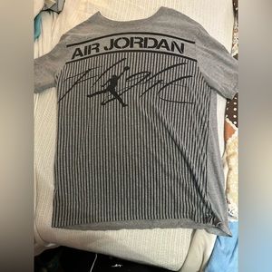 Air Jordon Shirt size Large